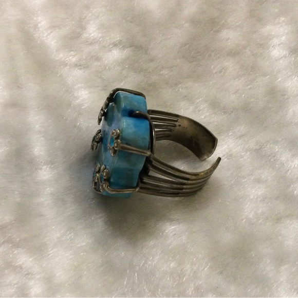 ☘️Jan Michael’s Vintage Brass Ring - Picture 3 of 4